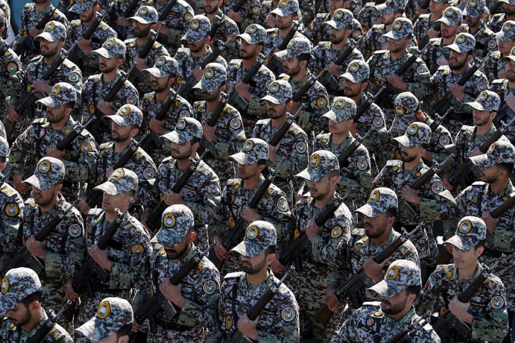 ira-promete-retaliar-paises-que-tentem-impedir-ataques-contra-israel