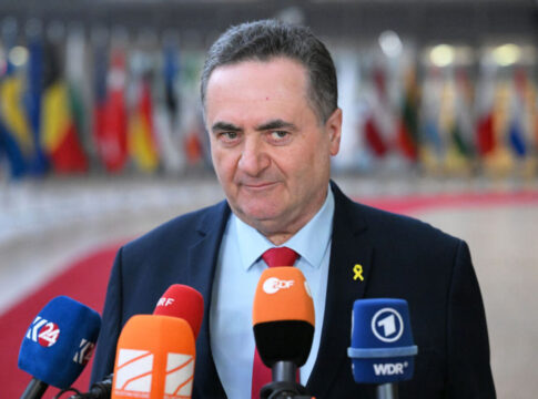 “teera-vai-queimar”-se-ira-seguir-com-ofensiva,-diz-ministro-de-israel