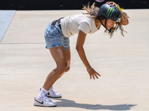 rayssa-e-pamela-caem-na-semifinal-e-brasil-esta-fora-da-final-do-skate