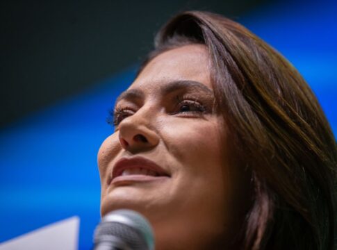 aliados-veem-um-caminho-para-michelle-bolsonaro-chegar-ao-planalto