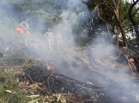 acidente-de-helicoptero-em-peregrinacao-na-india-deixa-sete-mortos
