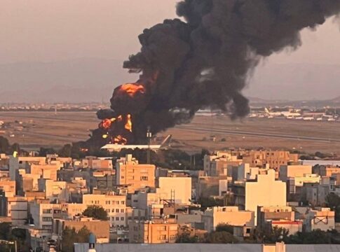 israel-diz-ter-atingido-aviao-tanque-em-ataque-mais-longinquo-ao-ira