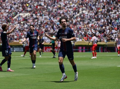 mundial:-psg-atropela-atletico-de-madrid-e-lidera-grupo-do-botafogo