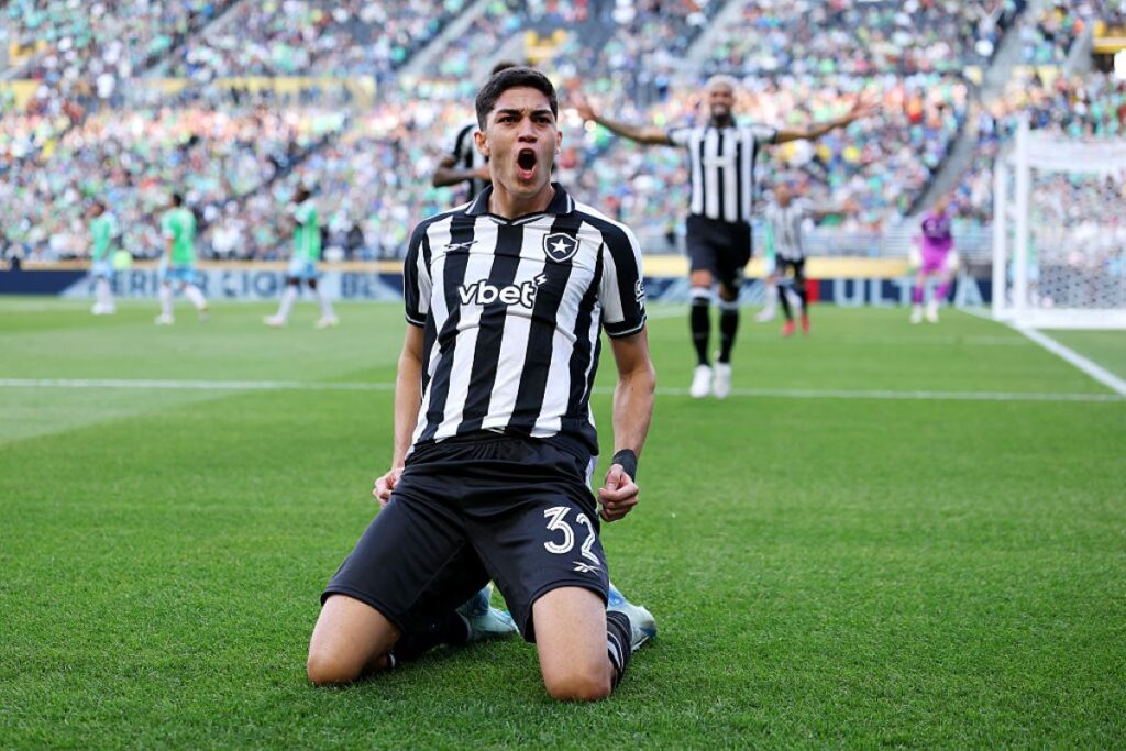 video:-botafogo-marca-os-primeiros-gols-de-times-do-brasil-no-mundial