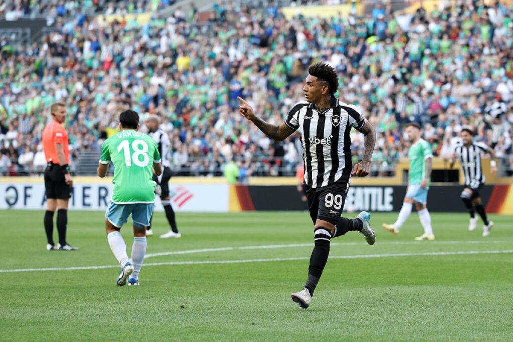 mundial:-botafogo-sofre-no-fim,-mas-vence-seattle-sounders-na-estreia