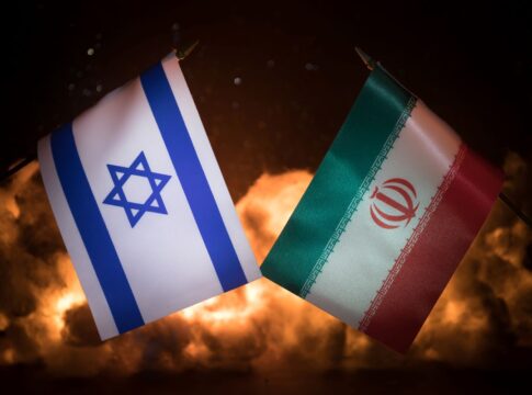 ira-avalia-deixar-tratado-de-nao-proliferacao-nuclear