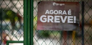 apos-nova-assembleia,-professores-do-df-mantem-greve