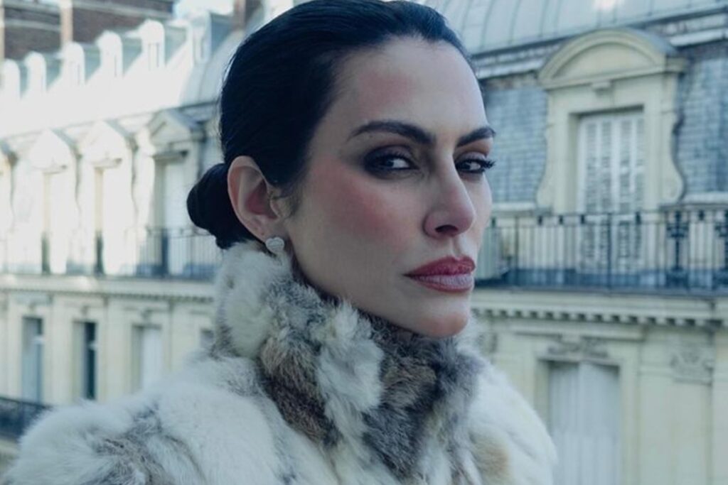cleo-explica-por-que-voltou-a-usar-o-sobrenome-pires