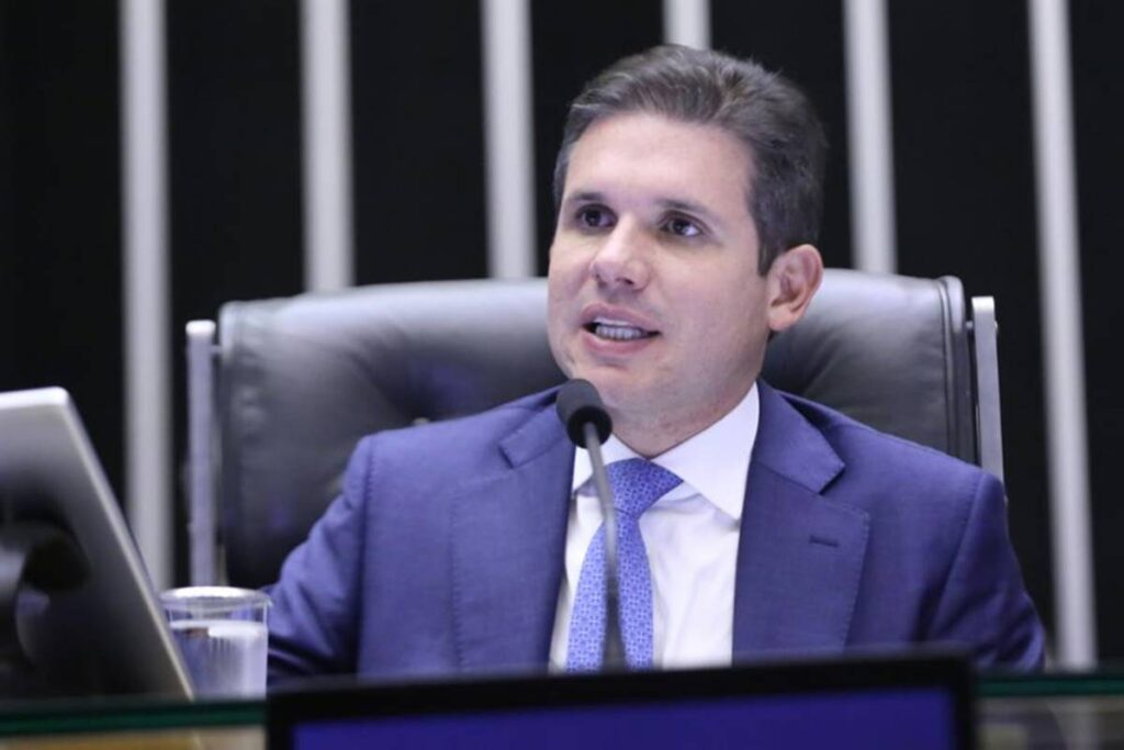 motta:-votacao-de-urgencia-para-derrubar-iof-e-recado-ao-governo