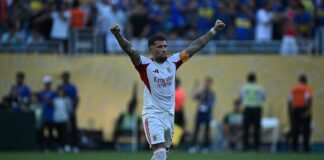 mundial:-em-jogo-de-tres-expulsoes,-benfica-empata-com-boca-juniors