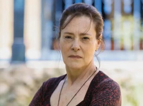 elizabeth-savala-expoe-sua-opiniao-sobre-os-remakes-da-globo