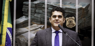 deputado-e-suspeito-de-usar-pms-para-beneficiar-irmao-na-eleicao