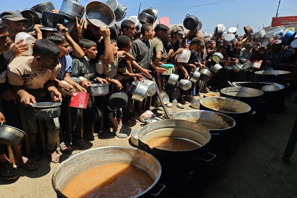forcas-israelenses-matam-51-palestinos-que-aguardavam-ajuda-em-gaza
