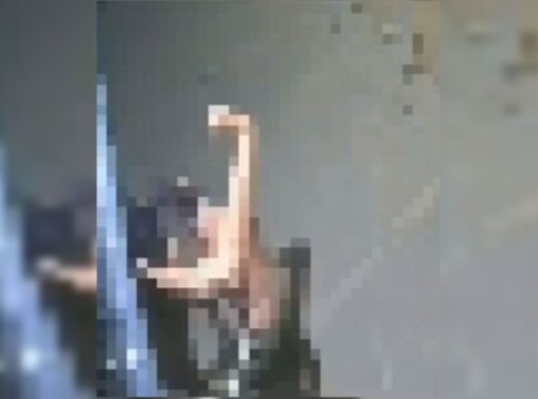 travesti-e-espancada-com-soco,-chute-e-puxao-de-cabelo.-veja-video