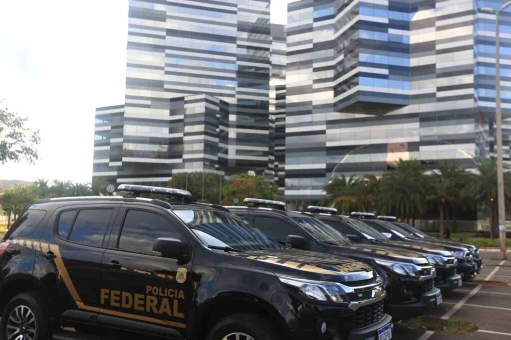 concurso-da-pf:-ultimas-horas-para-inscricao.-salario-ate-r$-26,8-mil