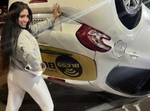 carro-capota-e-motorista-reage-com-humor:-“levei-no-entretenimento”