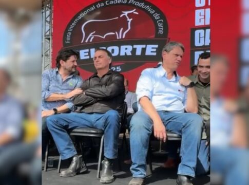 bolsonaro-sobre-tarcisio:-“sentiu-gostinho-da-politica,-nao-sai-mais”