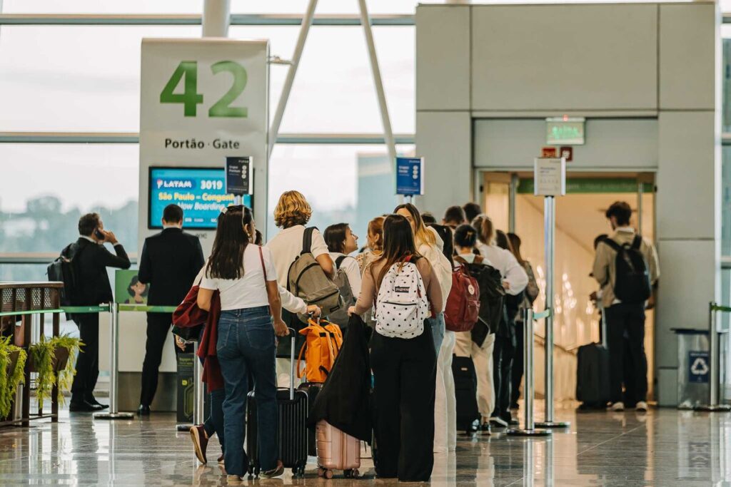 aeroporto-de-brasilia-espera-movimento-de-240-mil-pessoas-no-feriado
