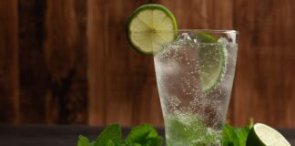 o-que-acontece-com-seu-corpo-se-voce-so-beber-agua-com-gas-todo-dia