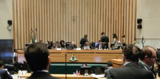 cldf:-em-acordo-com-executivo,-oposicao-desobstrui-pauta-e-aprova-pls