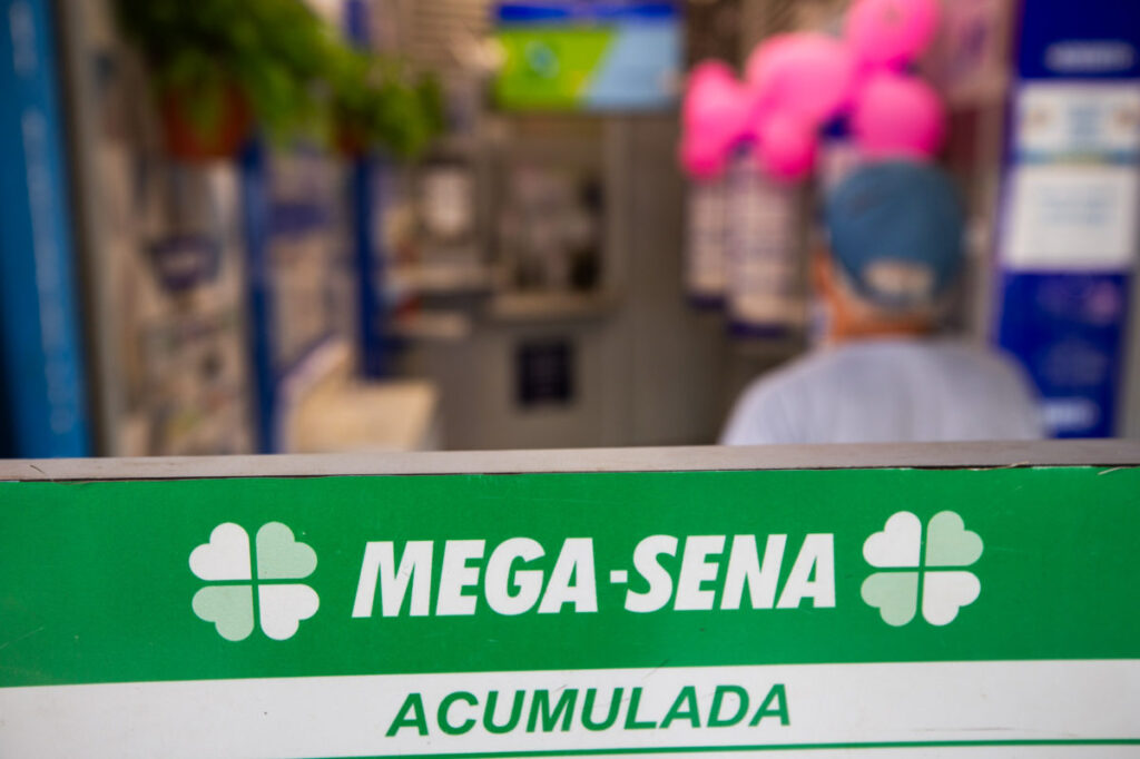 mega-sena-acumula-e-premio-vai-a-r$-130-milhoes.-confira-os-numeros