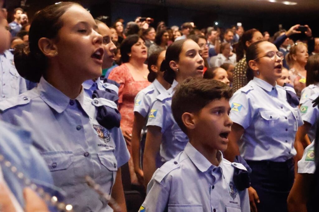 escola-civico-militar-de-tarcisio-tera-quarentena-eleitoral-para-pms