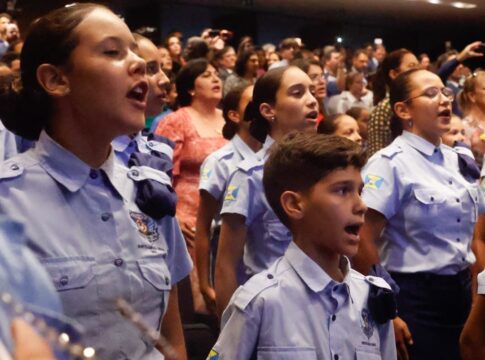 escola-civico-militar-de-tarcisio-tera-quarentena-eleitoral-para-pms