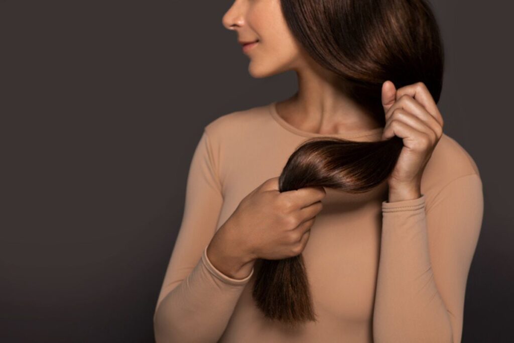 aposente-a-progressiva!-receita-caseira-alisa-o-cabelo-e-reduz-o-frizz
