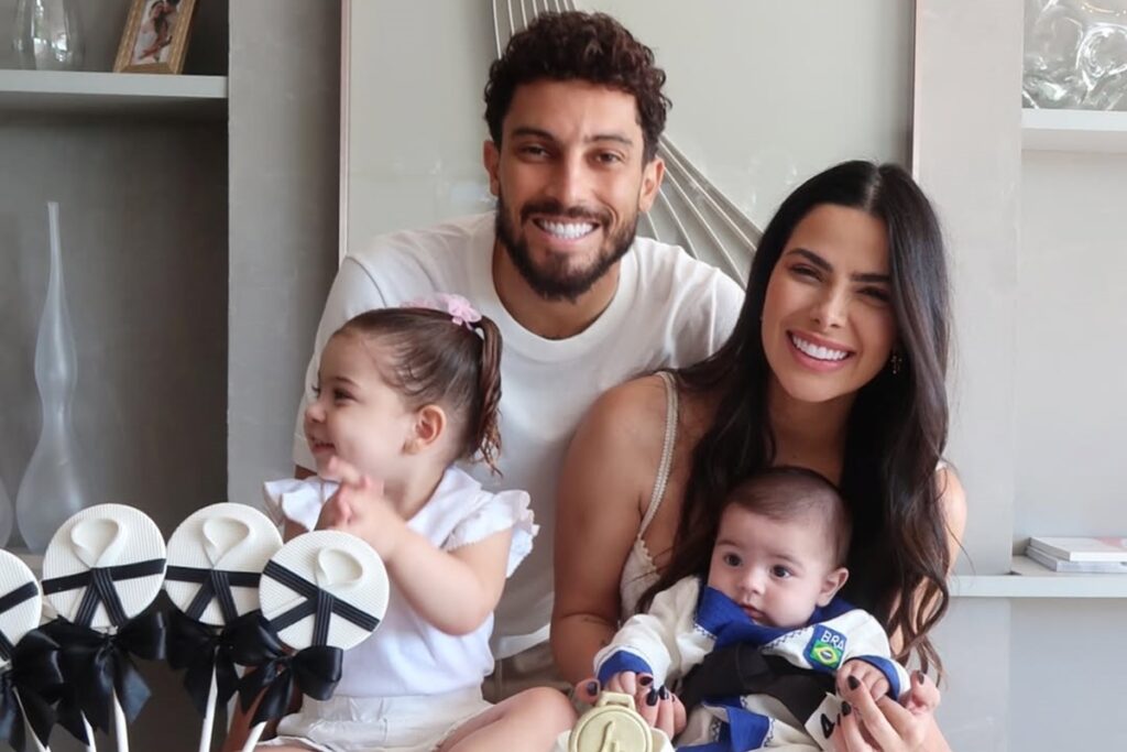 esposa-de-alex-telles-sofre-acidente-de-carro-nos-eua:-“chocados”