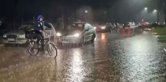 chuva-acima-do-esperado-alaga-ruas-e-causa-transtornos-em-canoas