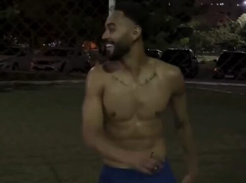 video:-matheus-cunha,-da-selecao-e-united,-joga-pelada-em-joao-pessoa