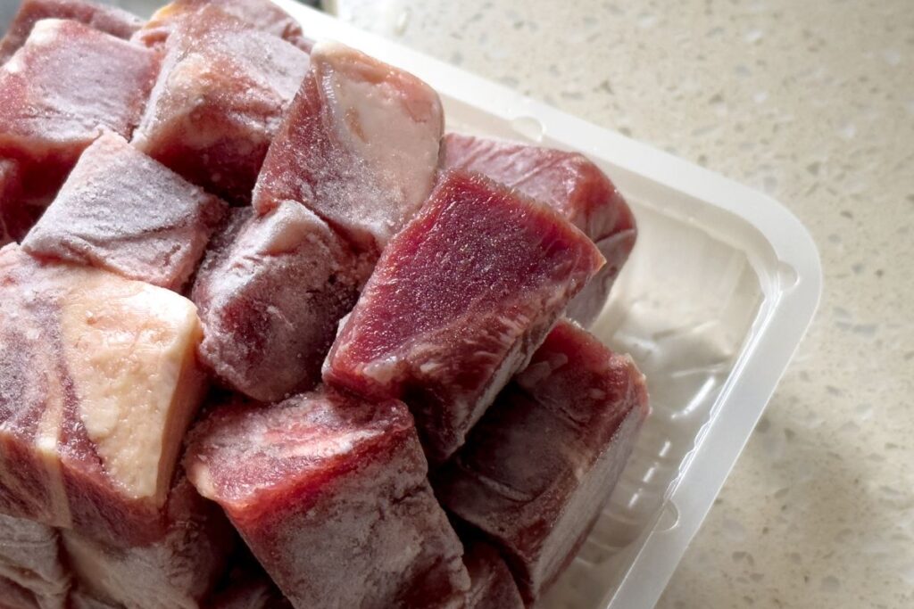 chef-ensina-como-descongelar-carne-mais-rapido-sem-comprometer-a-saude