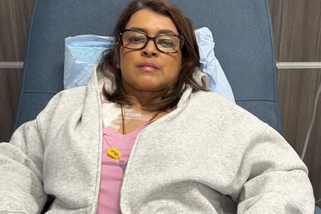 preta-gil-posa-durante-tratamento-nos-eua:-“mais-uma-dose”