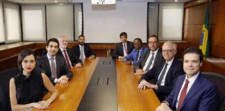 bc-diz-que-vai-interromper-ciclo-de-alta-da-selic,-a-maior-em-19-anos