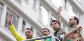como-bolsonaro-e-filhos-teriam-sido-beneficiados-pela-abin-paralela