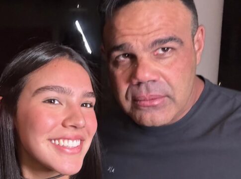 pai-de-duda-guerra-se-manifesta-sobre-rapaz-flagrado-com-ela-em-video
