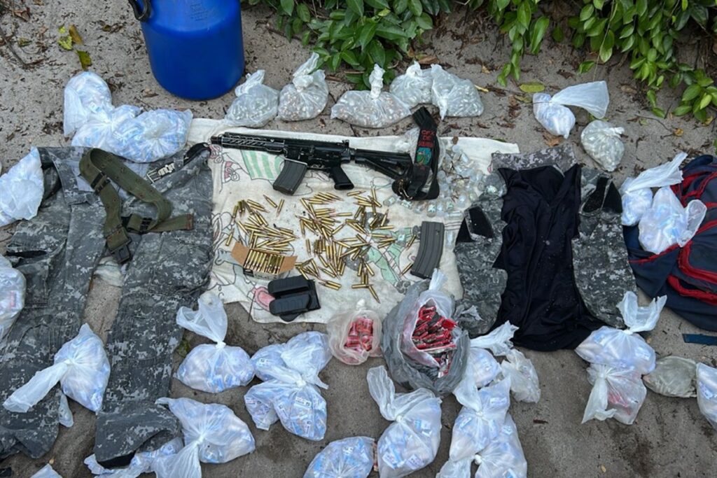 indio-do-mal:-um-dos-bandidos-mais-violentos-do-rj-e-preso-com-arsenal