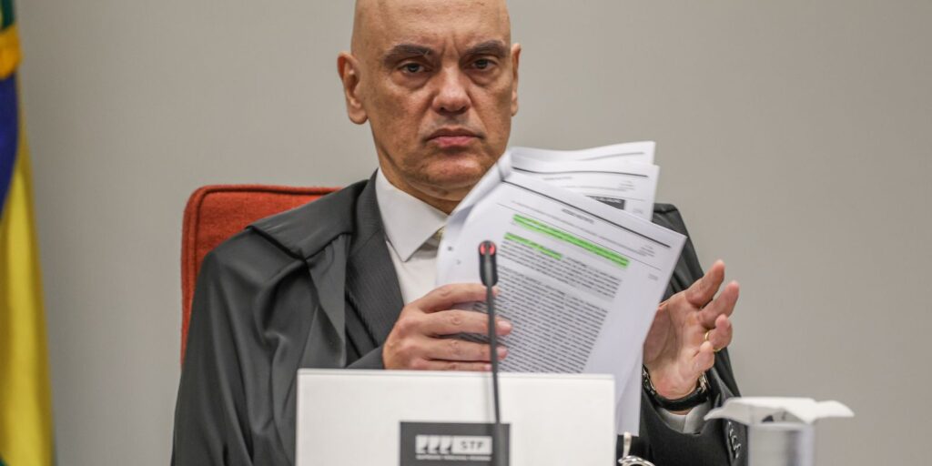 abin-paralela-monitorou-por-engano-homonimo-de-moraes,-diz-pf