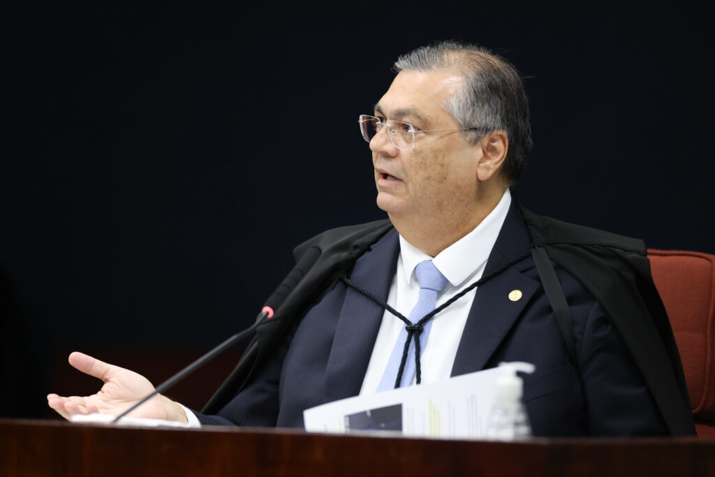 dino-agenda-reuniao-com-bancos-e-orgaos-sobre-rastreio-de-emendas-pix