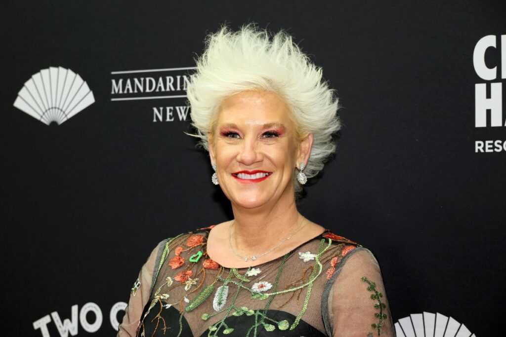 chef-anne-burrell-foi-encontrada-inconsciente-ao-lado-de-comprimidos