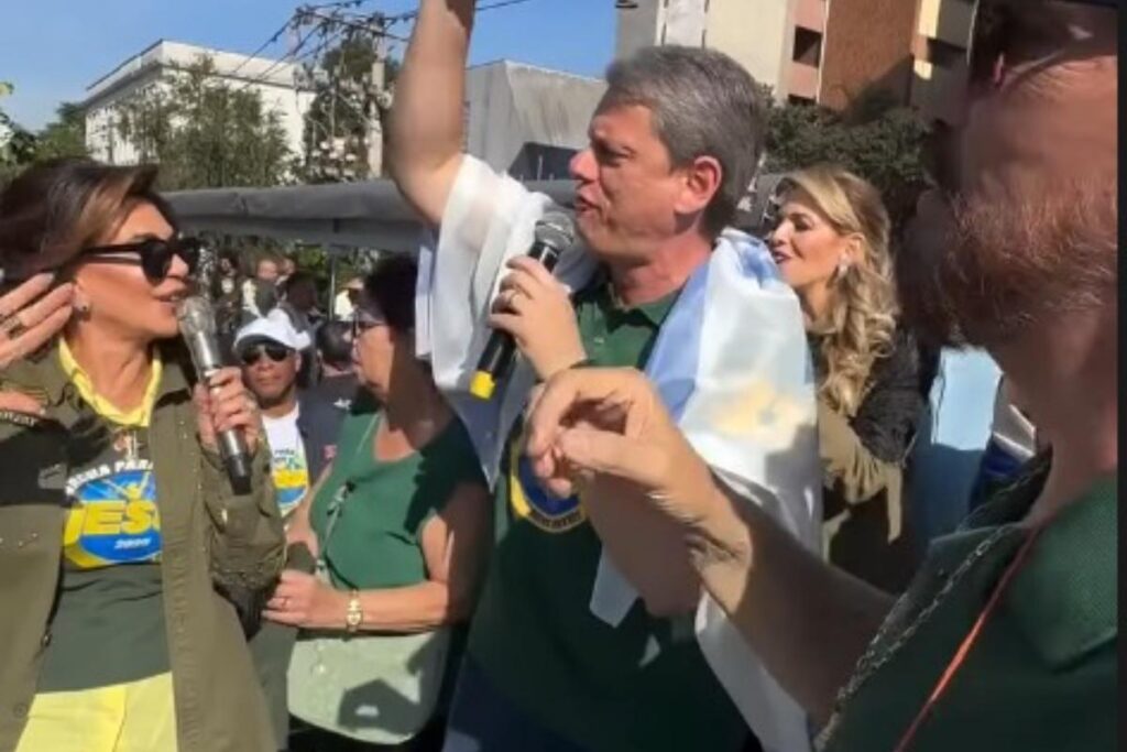 tarcisio-prega-“reconciliacao”-e-vira-estrela-da-marcha-para-jesus