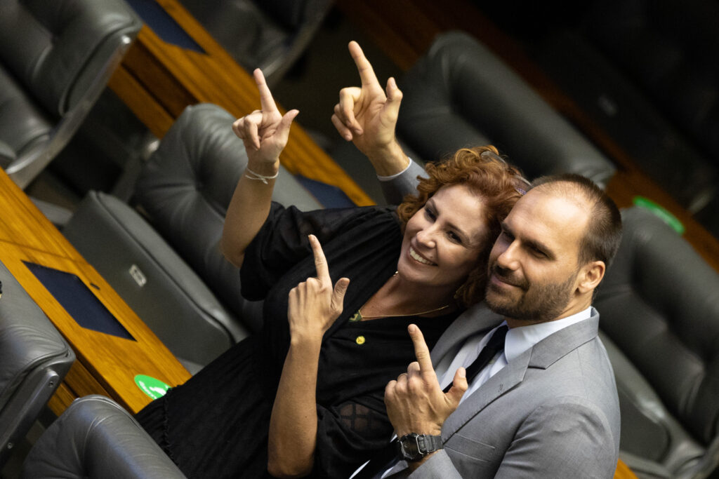 com-zambelli-e-eduardo-bolsonaro-fora,-veja-as-apostas-do-pl-para-2026
