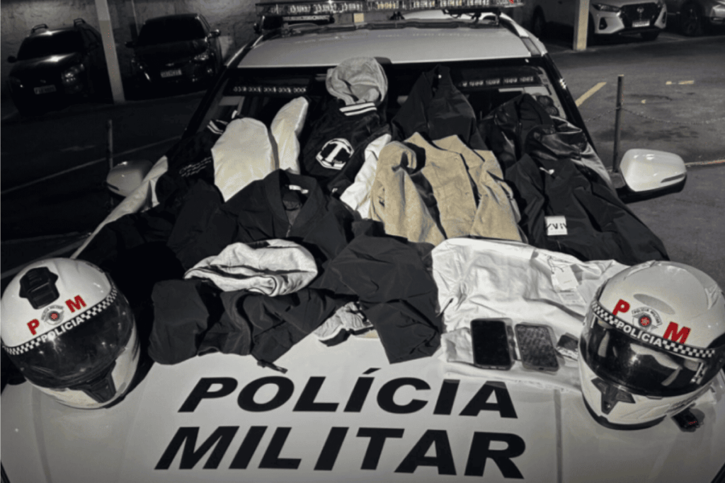 dupla-de-adolescentes-e-apreendida-com-roupas-furtadas-de-shopping