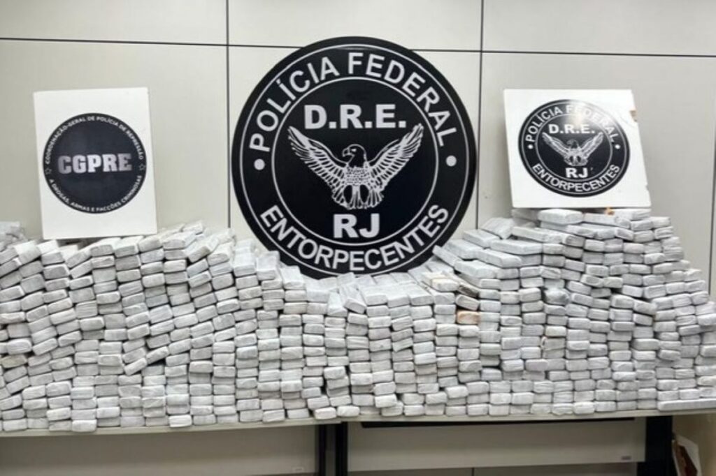 pf-apreende-caminhao-que-saiu-de-sp-com-1-tonelada-de-maconha