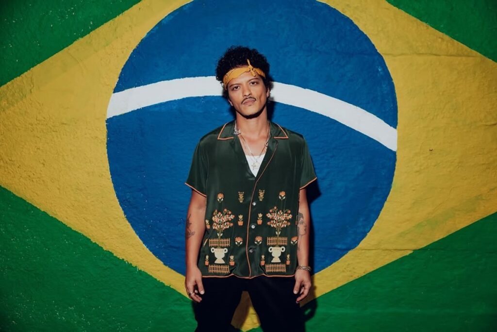 brasileiros-acusam-bruno-mars-de-apropriacao-cultural:-entenda-por-que