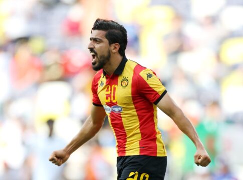 esperance-vence-o-lafc-por-1-x-0-e-garante-a-classificacao-do-mengao