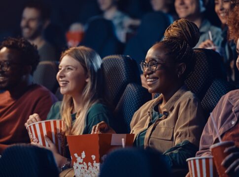ir-ao-cinema-faz-bem-para-a-saude-mental.-confira-5-beneficios