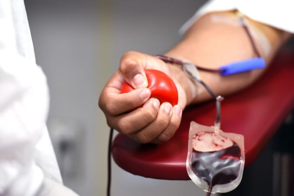 doar-sangue-pode-beneficiar-a-saude-do-doador?-estudo-sugere-que-sim
