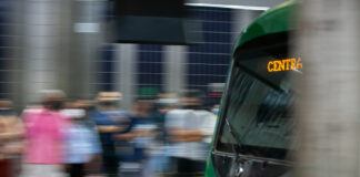 principio-de-incendio-assusta-passageiros-e-trem-do-metro-e-evacuado