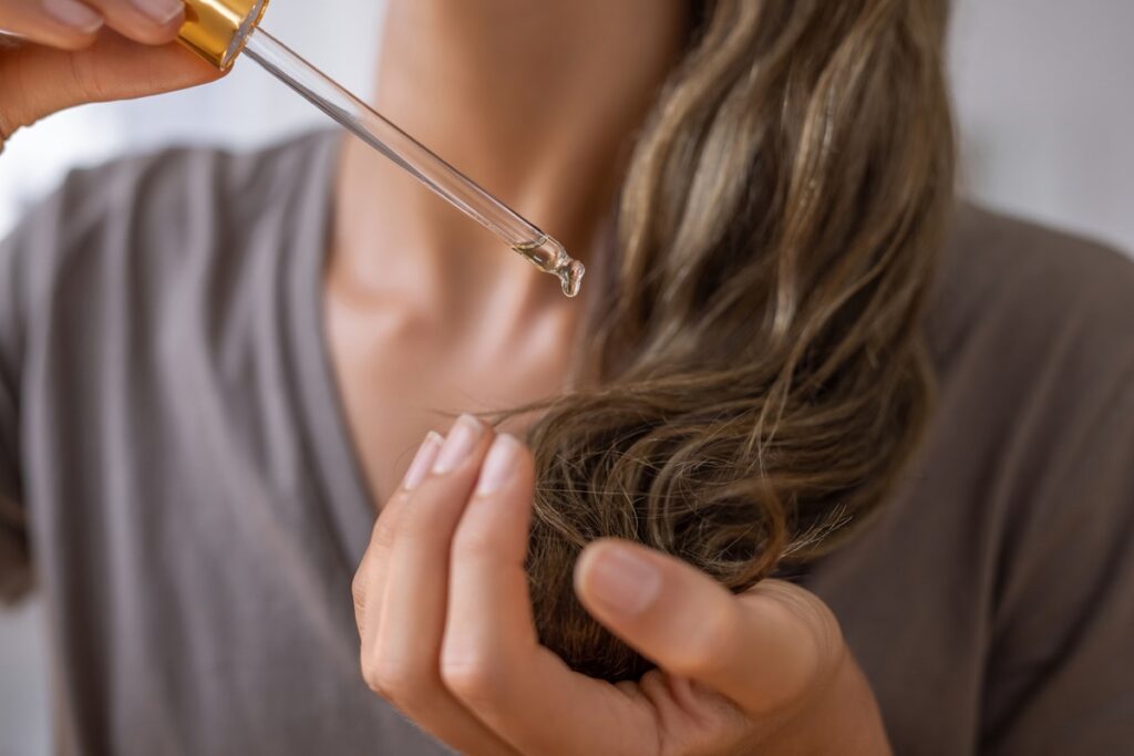 7-motivos-para-usar-oleos-capilares-em-diferentes-tipos-de-cabelo